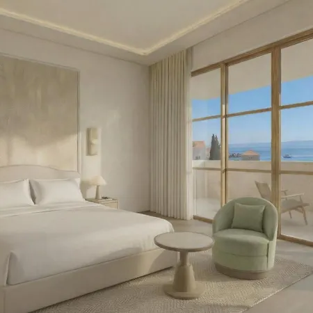 Отель The Bristol 4*