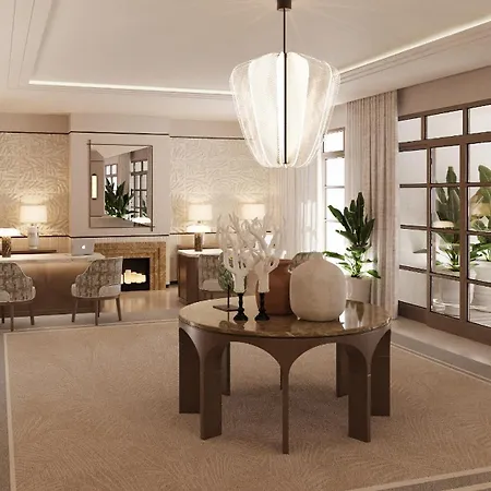 The Bristol Отель