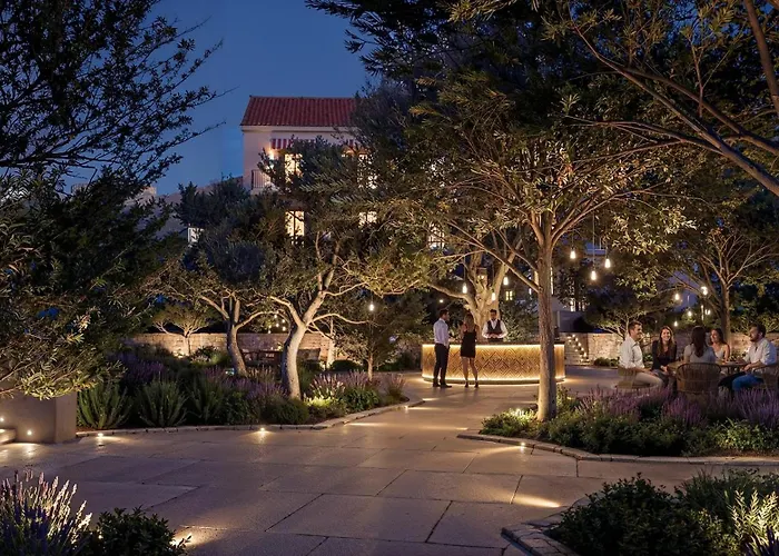 酒店 The Bristol 波尔